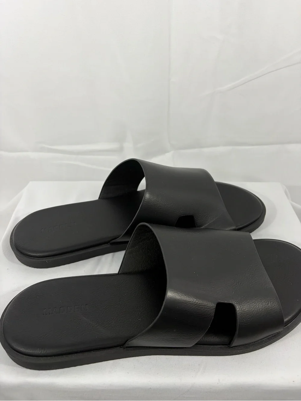 NWT Madden Men’s Size 13 Classic Black Slide Sandals Slip-On